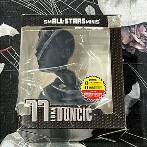 Excite NBA SMALL-STARS Minis LUKA DONCIC Dallas Mavericks Collectible Figure
